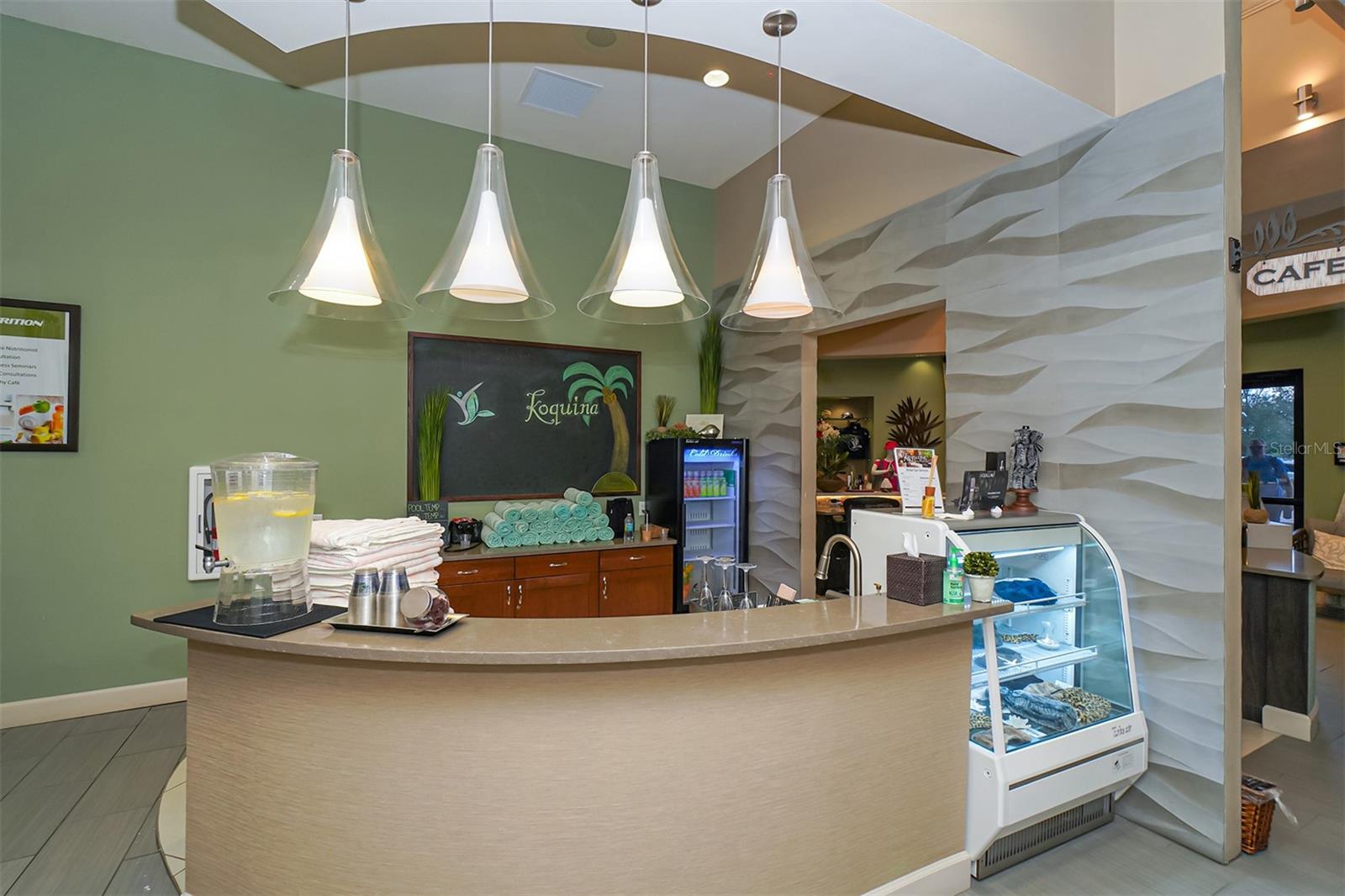 Image 38 of 78 For 13720 Messina Loop 102