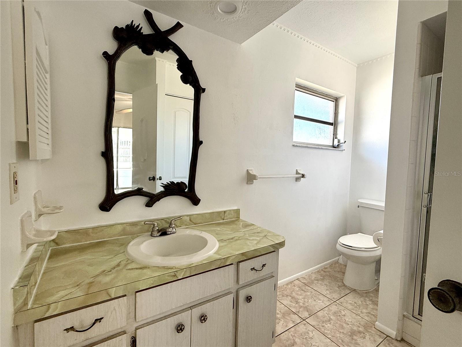 Image 21 of 39 For 5389 Foxwood Drive