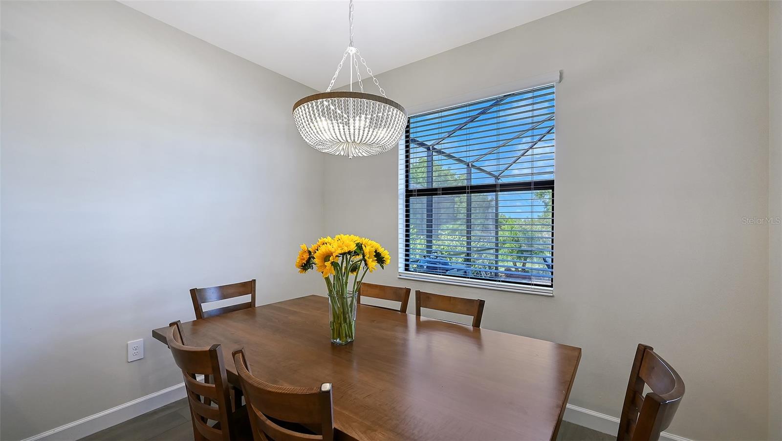 Image 16 of 98 For 15107 Sea Salt Way