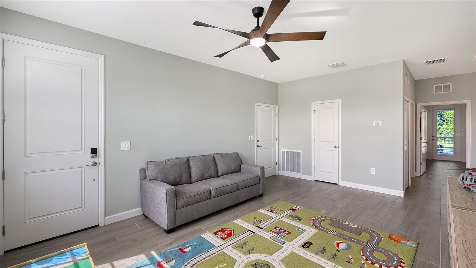 Image 22 of 98 For 15107 Sea Salt Way