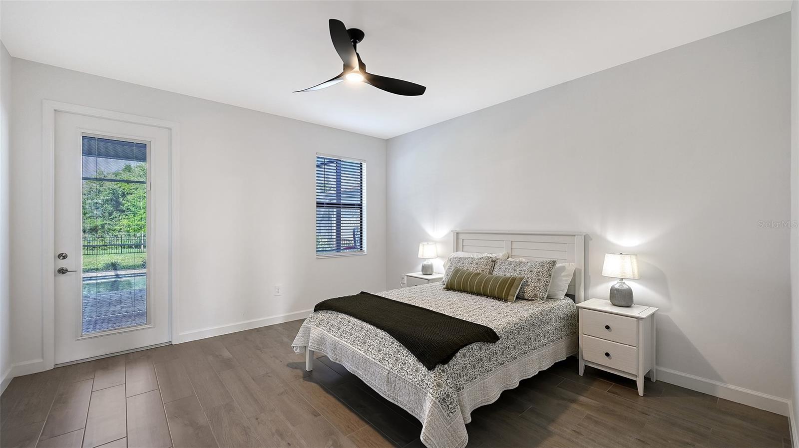 Image 28 of 98 For 15107 Sea Salt Way