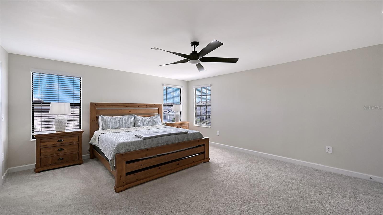 Image 35 of 98 For 15107 Sea Salt Way