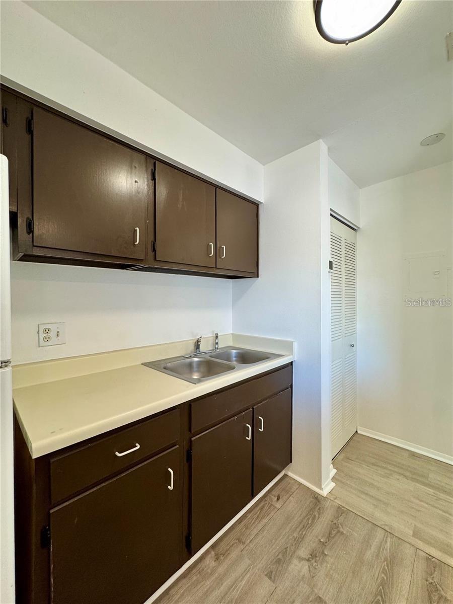 Image 15 of 33 For 2632 Hidden Lake Drive N E