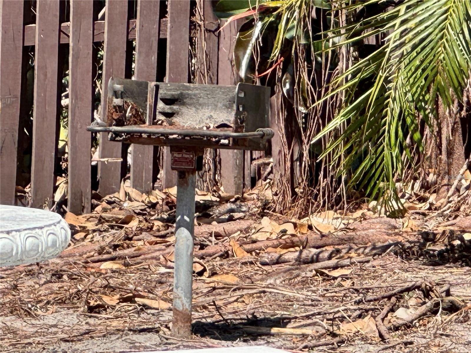 Image 28 of 33 For 2632 Hidden Lake Drive N E