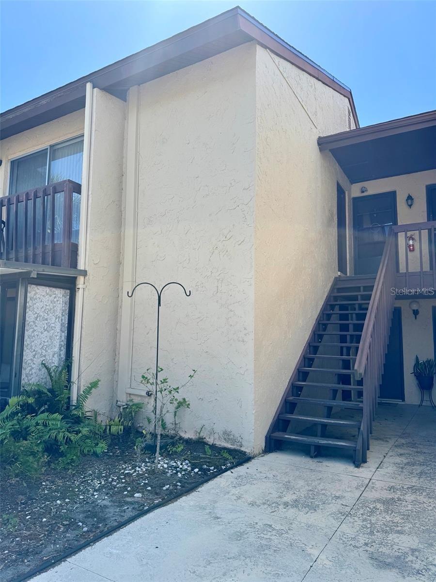 Image 3 of 33 For 2632 Hidden Lake Drive N E