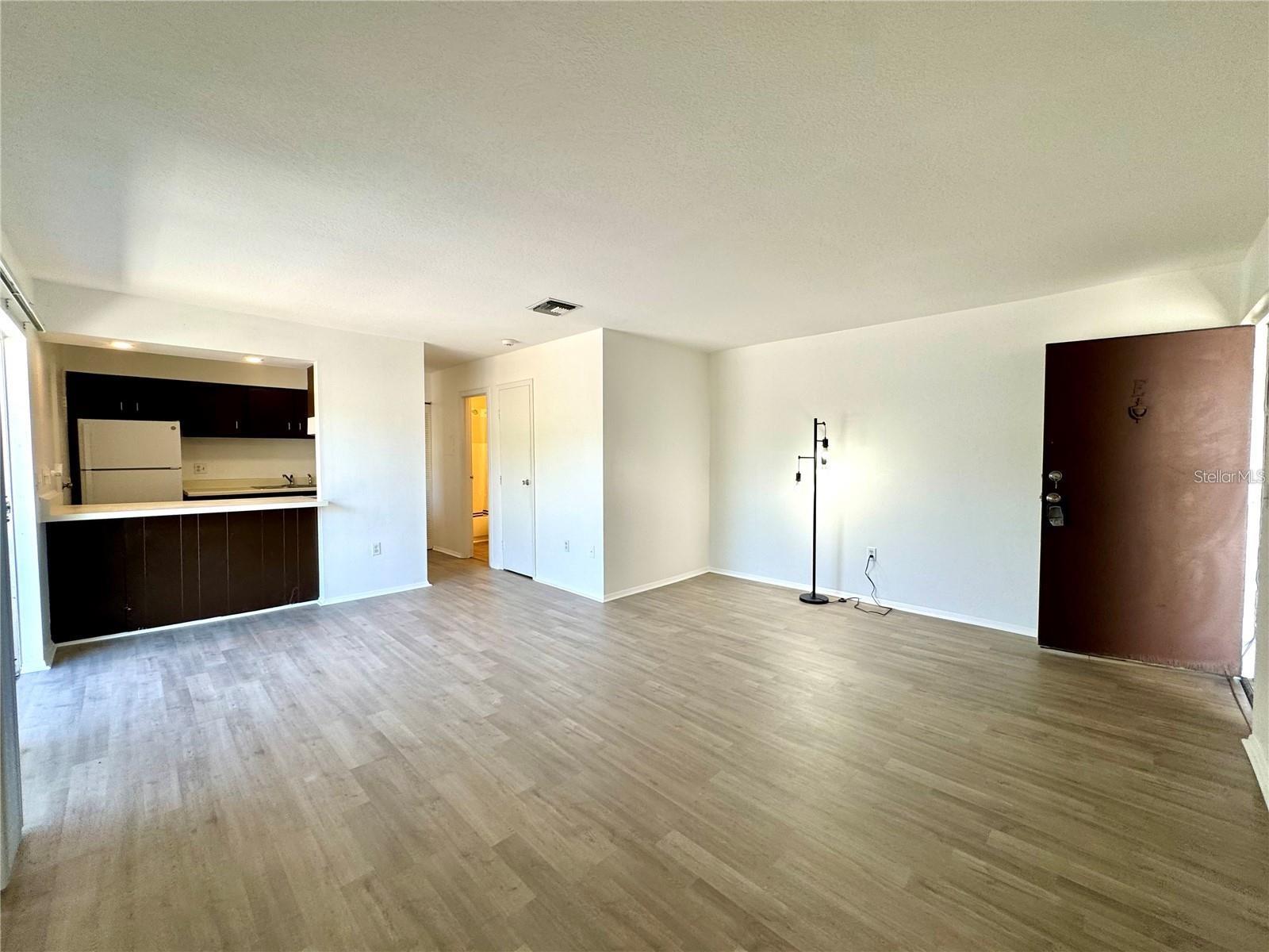 Image 6 of 33 For 2632 Hidden Lake Drive N E