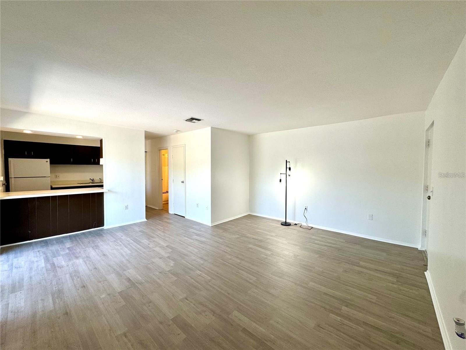 Image 7 of 33 For 2632 Hidden Lake Drive N E