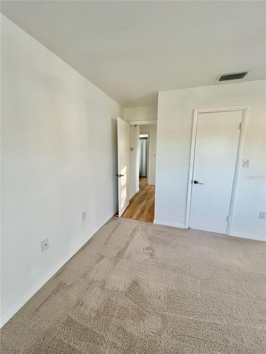 Image 24 of 33 For 3504 Beneva Road 206