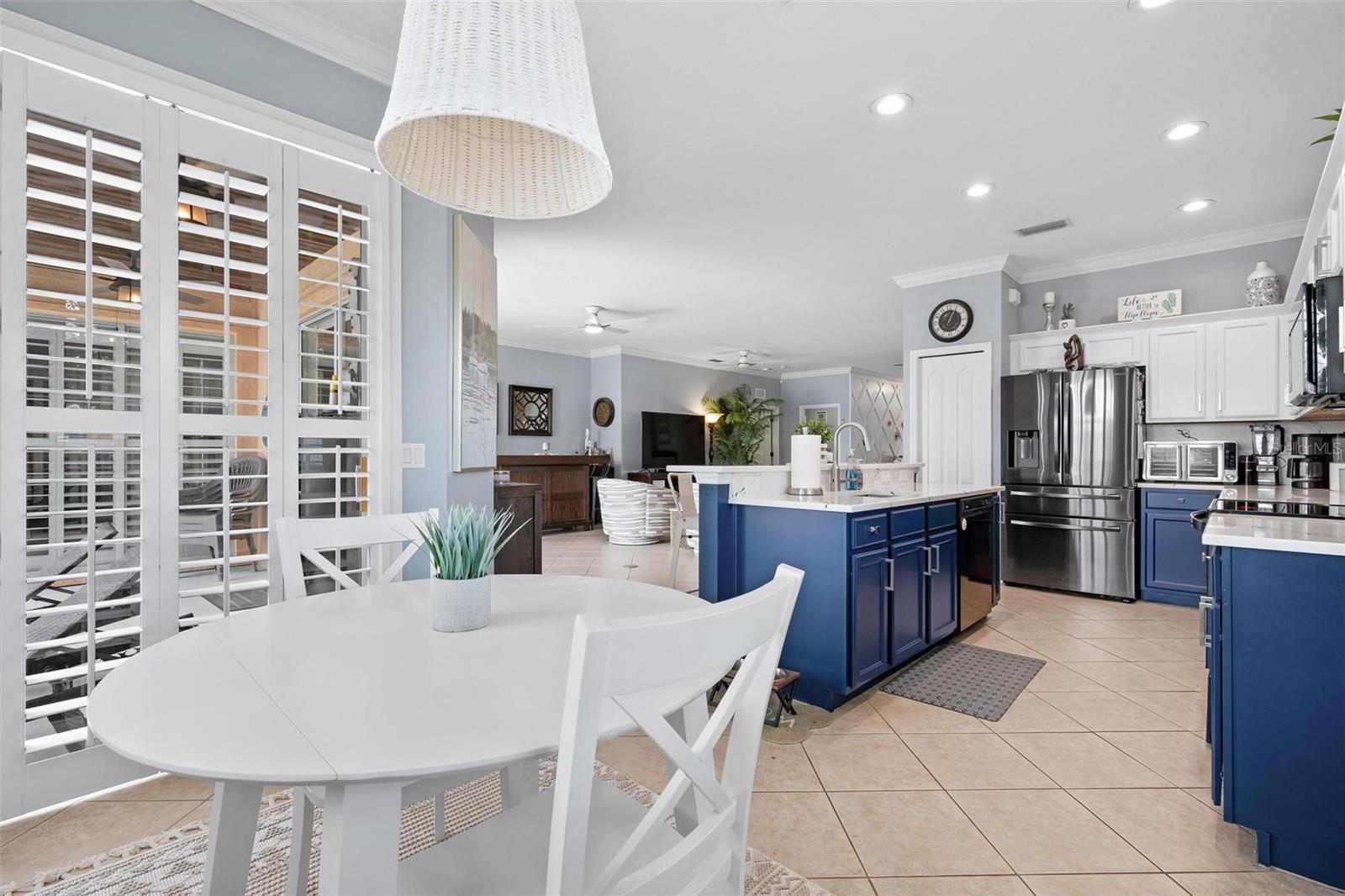 Image 15 of 40 For 5012 Lakehurst Court