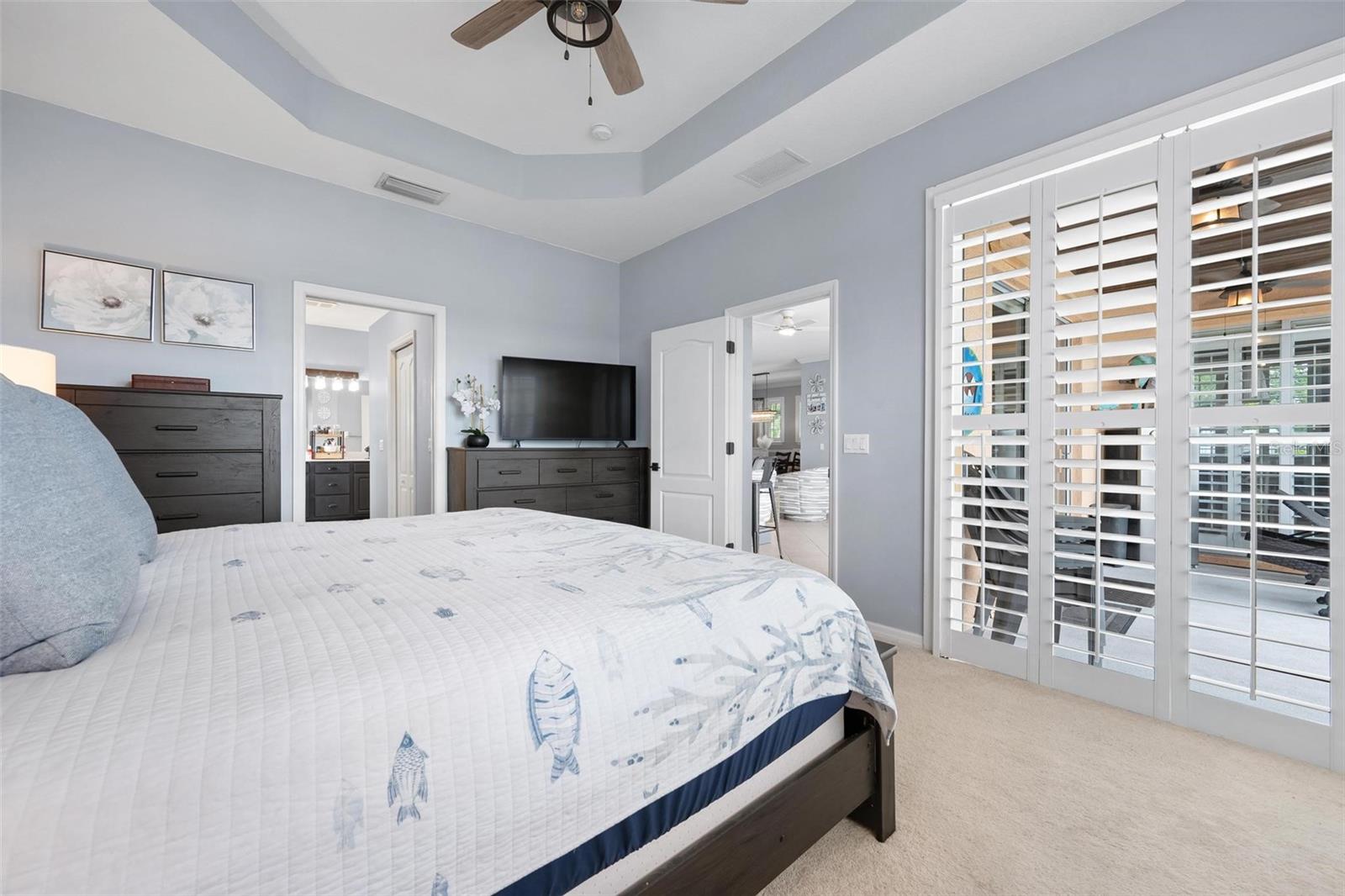 Image 18 of 40 For 5012 Lakehurst Court