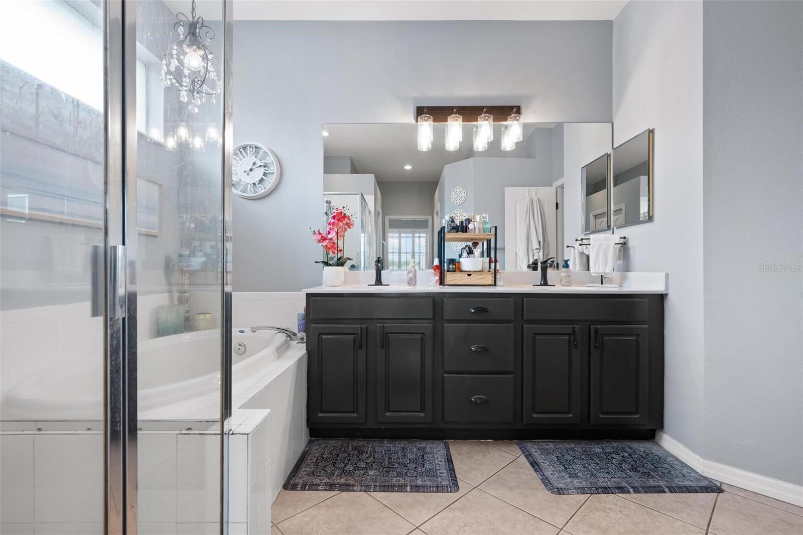 Image 20 of 40 For 5012 Lakehurst Court