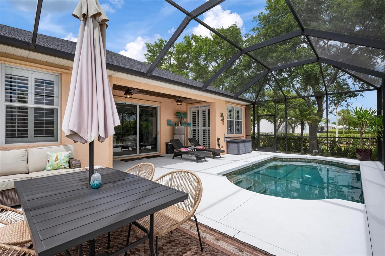 Image 34 of 40 For 5012 Lakehurst Court