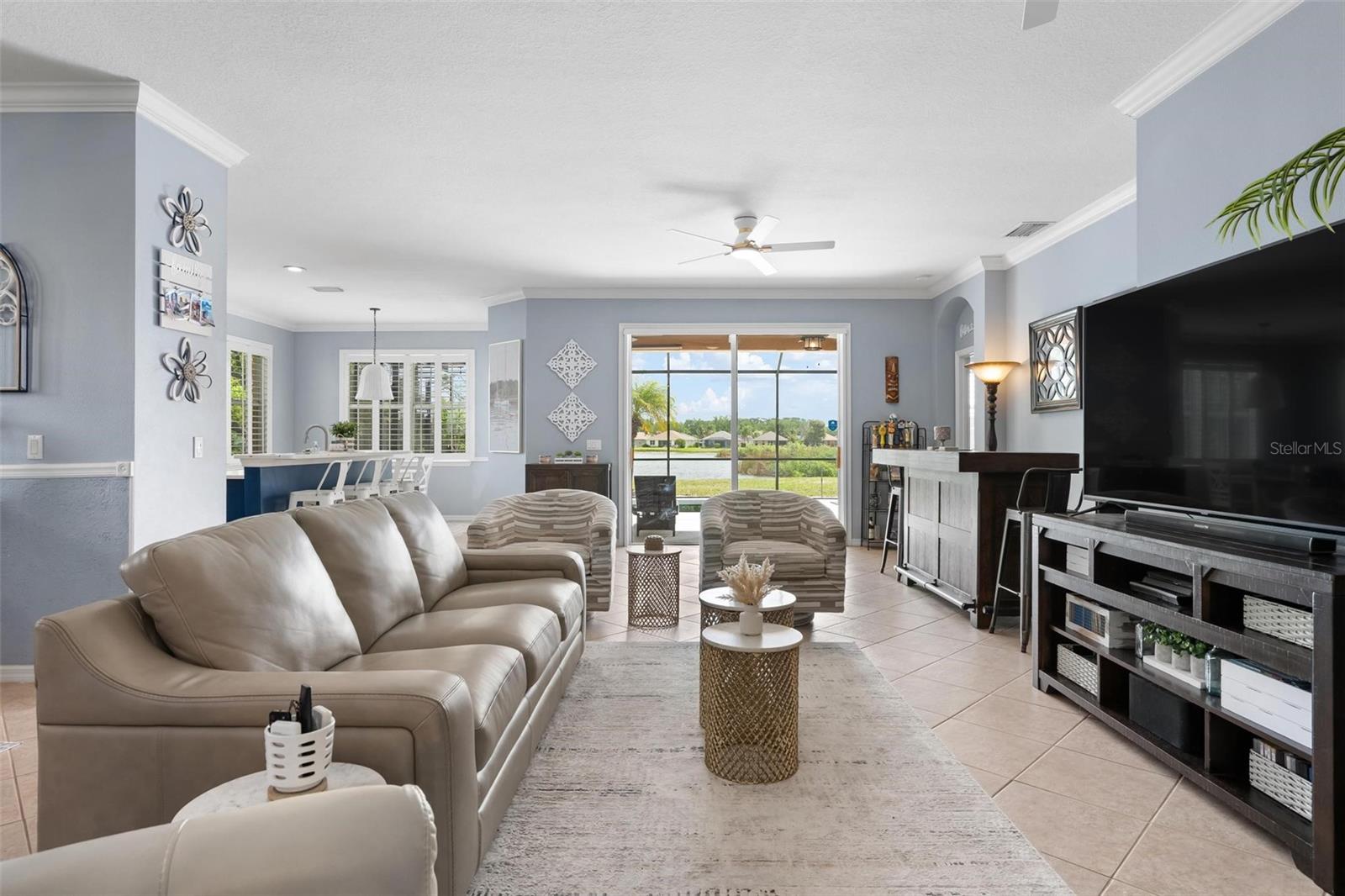 Image 4 of 40 For 5012 Lakehurst Court