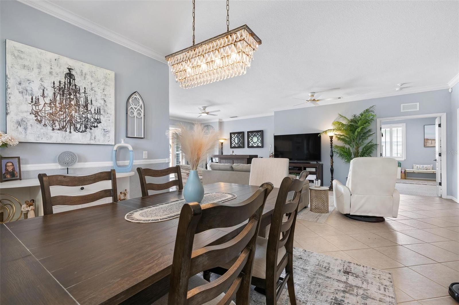 Image 7 of 40 For 5012 Lakehurst Court