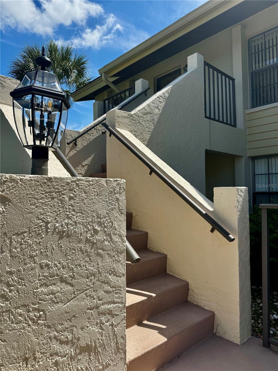 Image 2 of 41 For 4644 Weybridge  10