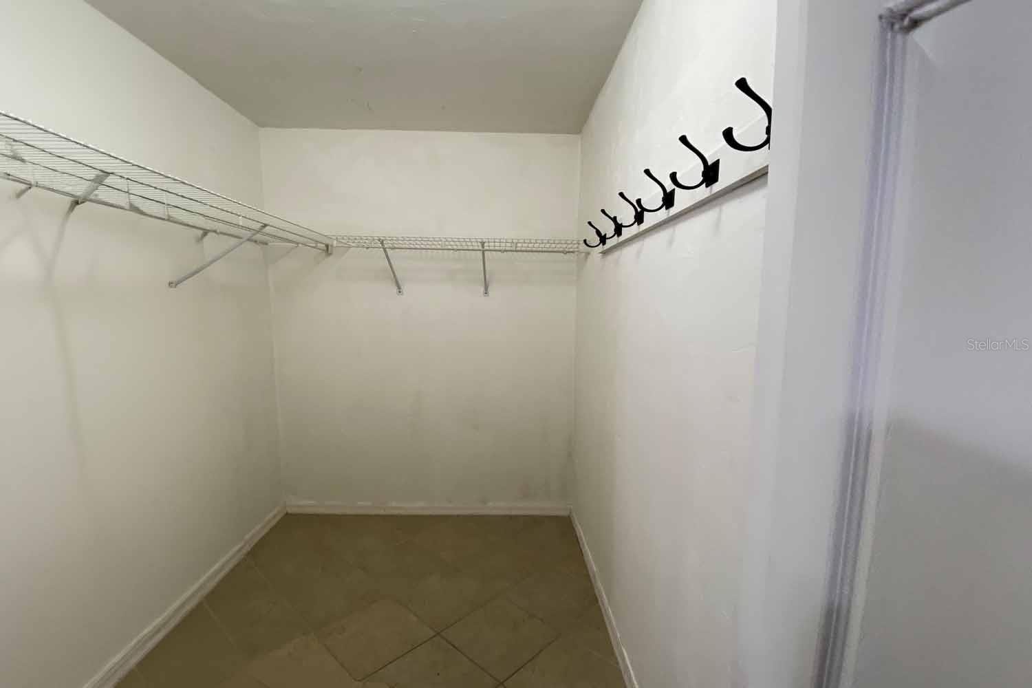 Image 18 of 23 For 2525 36th Lane