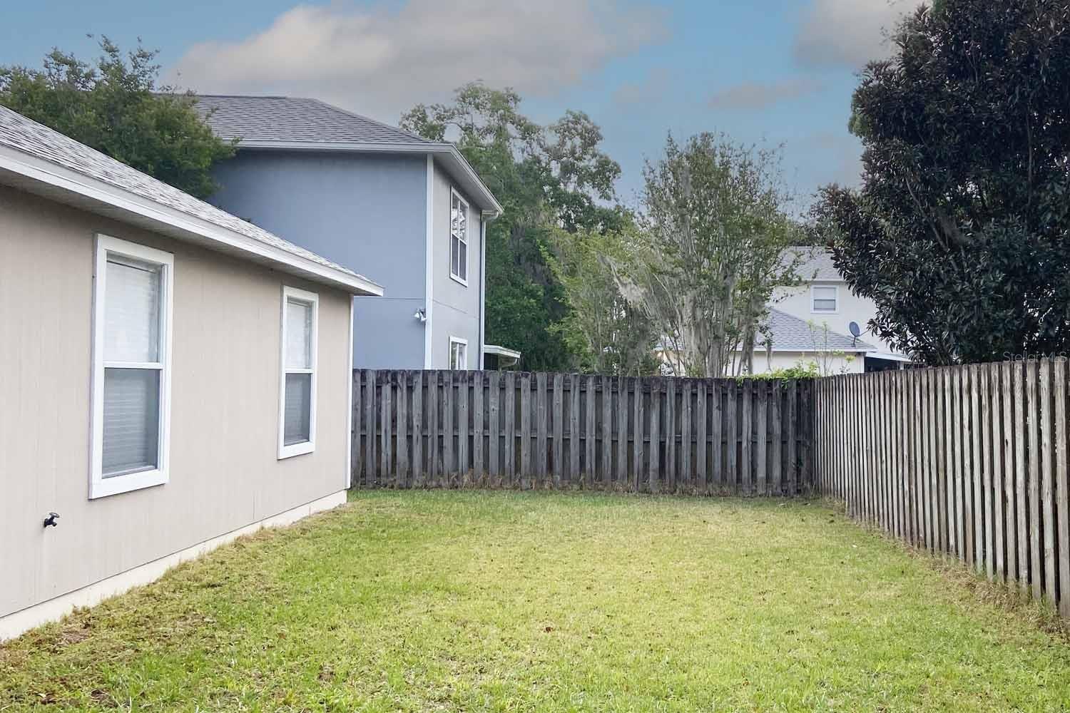 Image 5 of 23 For 2525 36th Lane