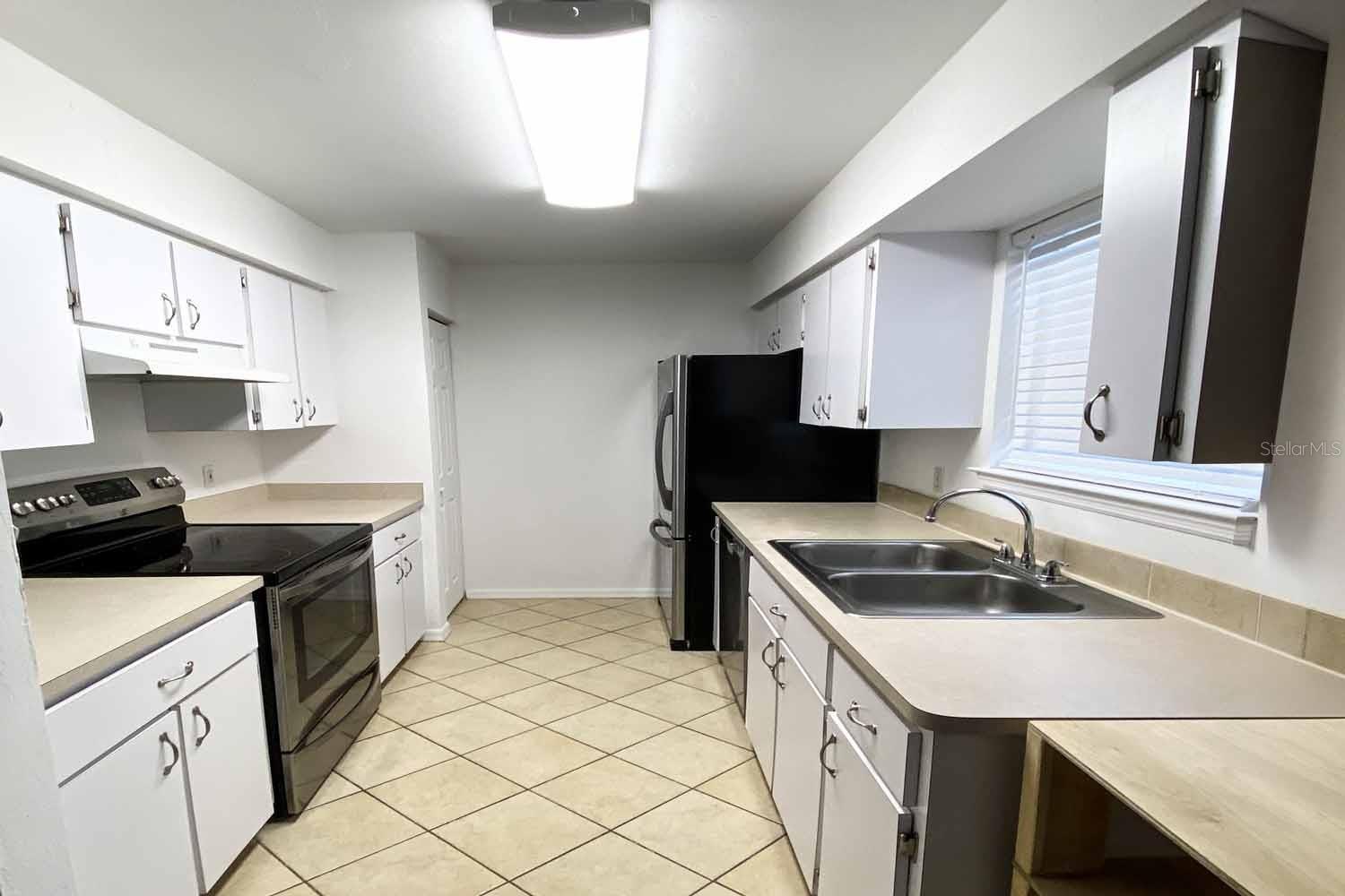 Image 9 of 23 For 2525 36th Lane