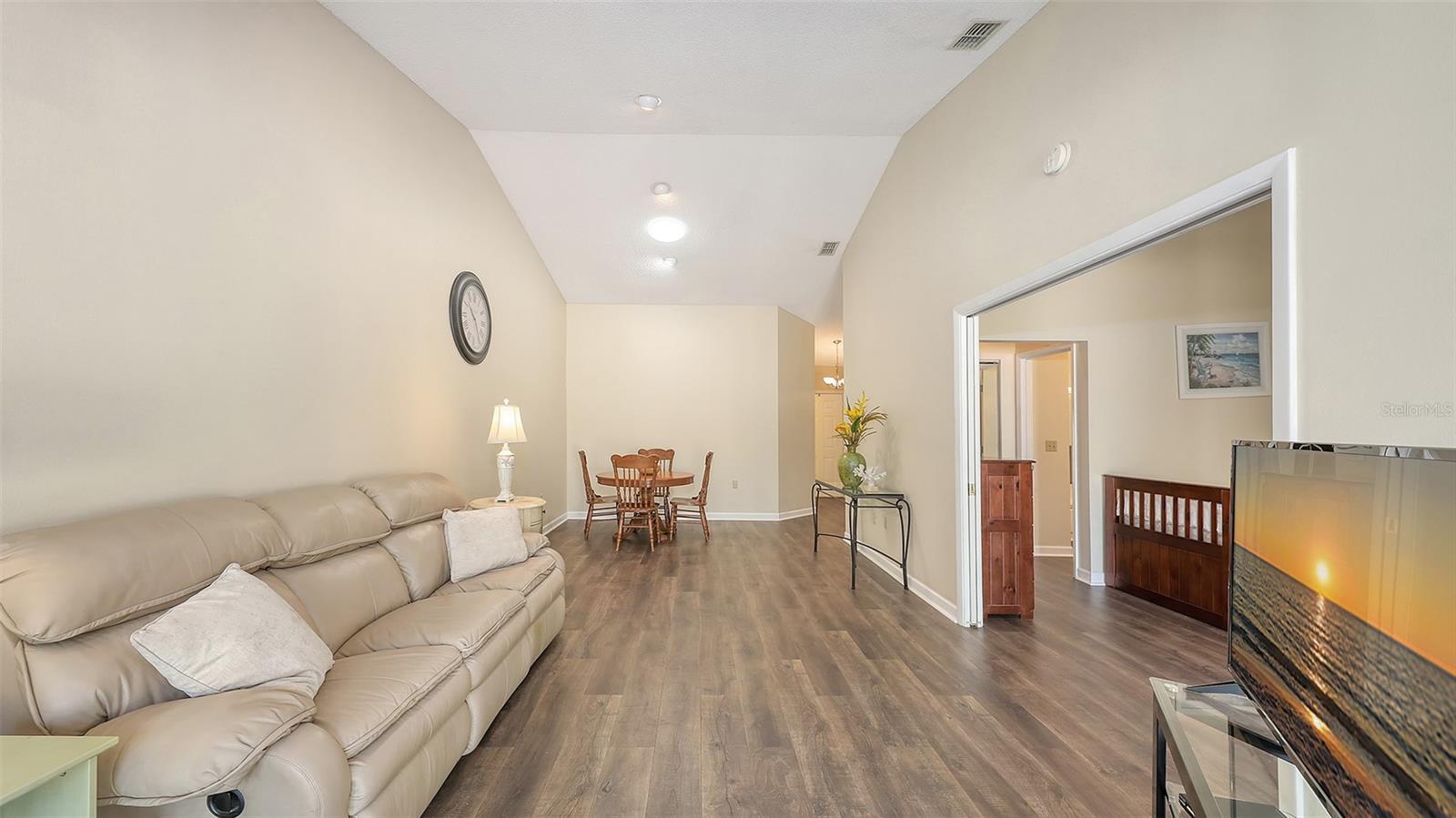 Image 16 of 40 For 4423 Park Lake Terrace N