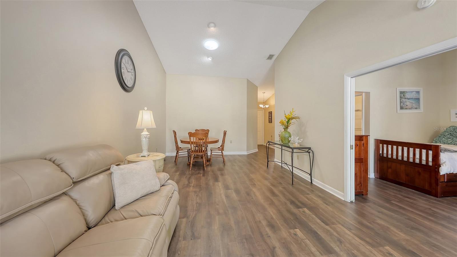 Image 17 of 40 For 4423 Park Lake Terrace N
