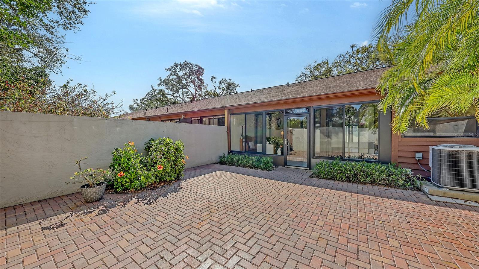 Image 29 of 40 For 4423 Park Lake Terrace N