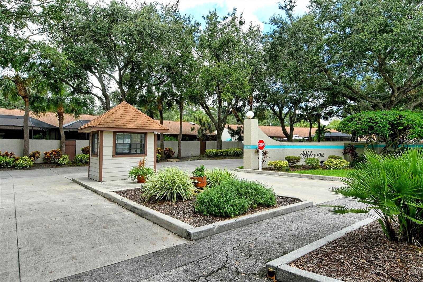 Image 40 of 40 For 4423 Park Lake Terrace N
