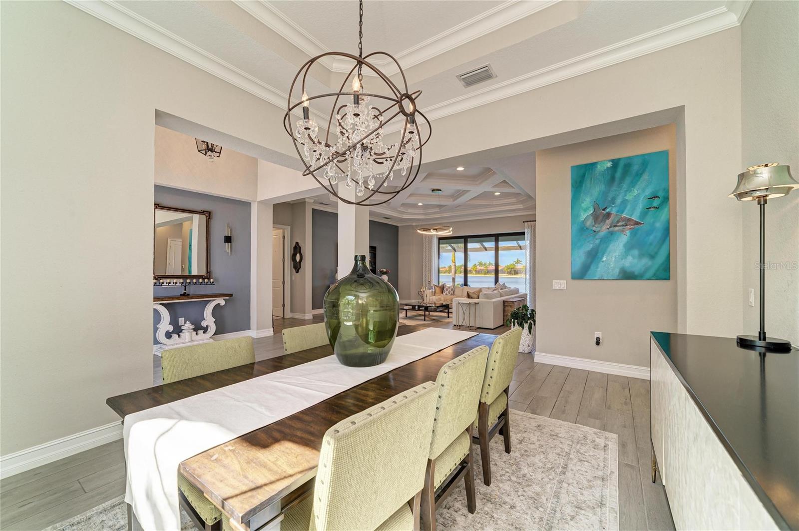 Image 15 of 100 For 352 Maraviya Boulevard