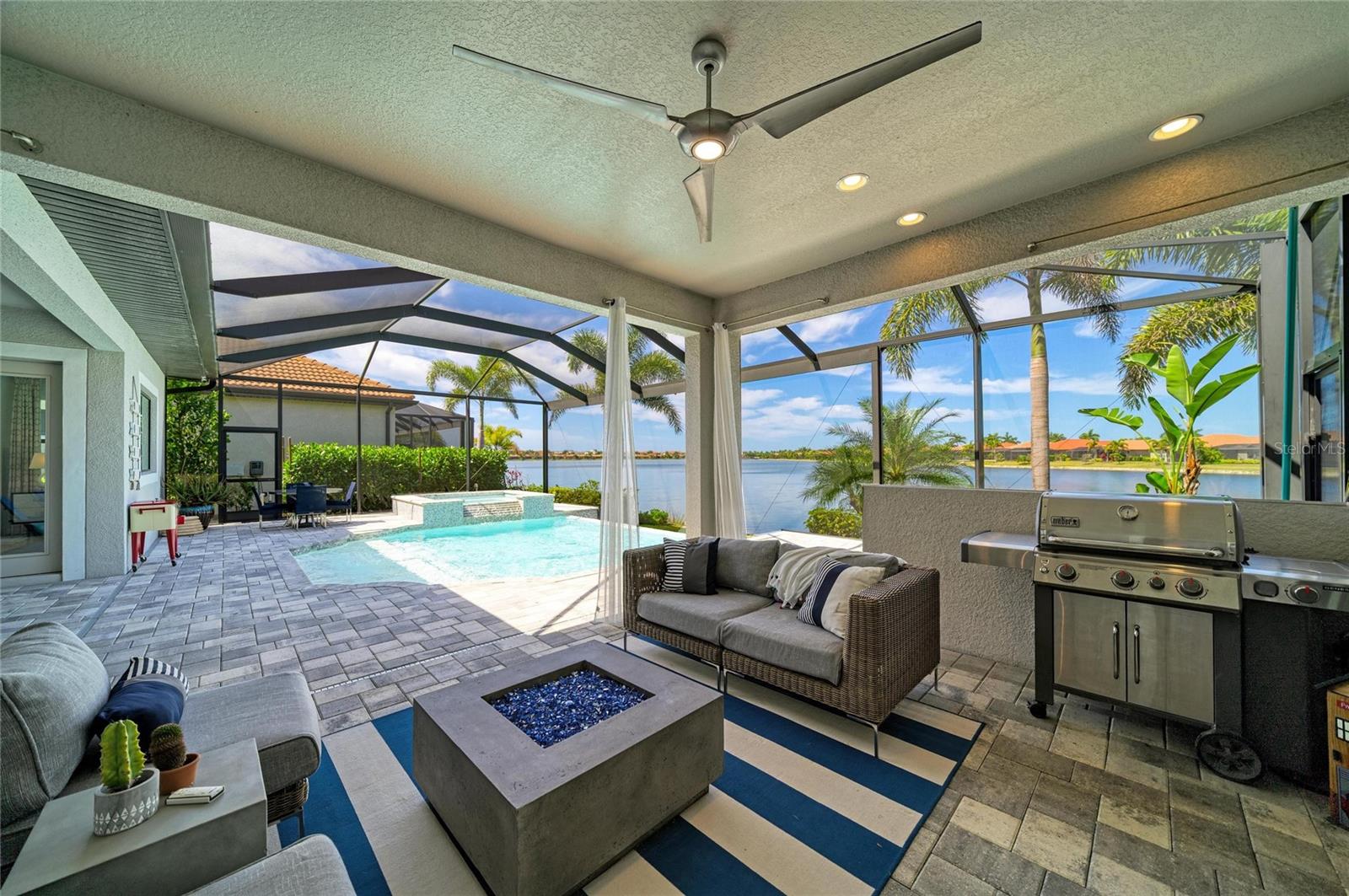 Image 28 of 100 For 352 Maraviya Boulevard