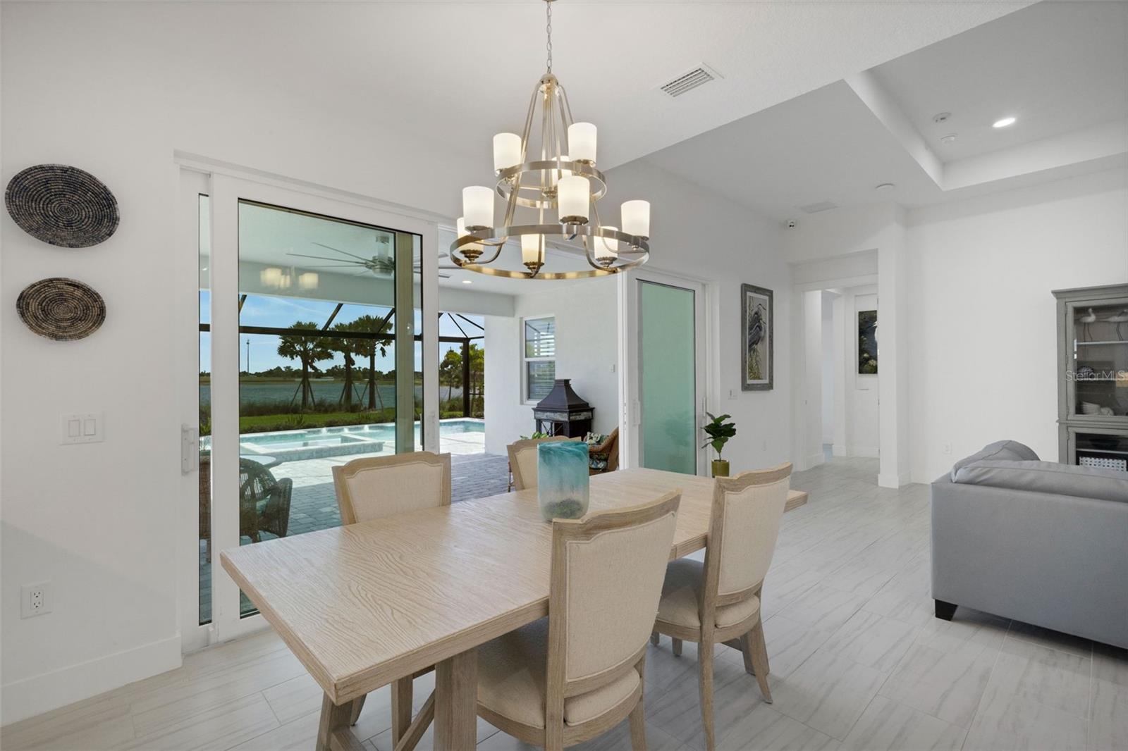 Image 16 of 71 For 1104 Waterline Court