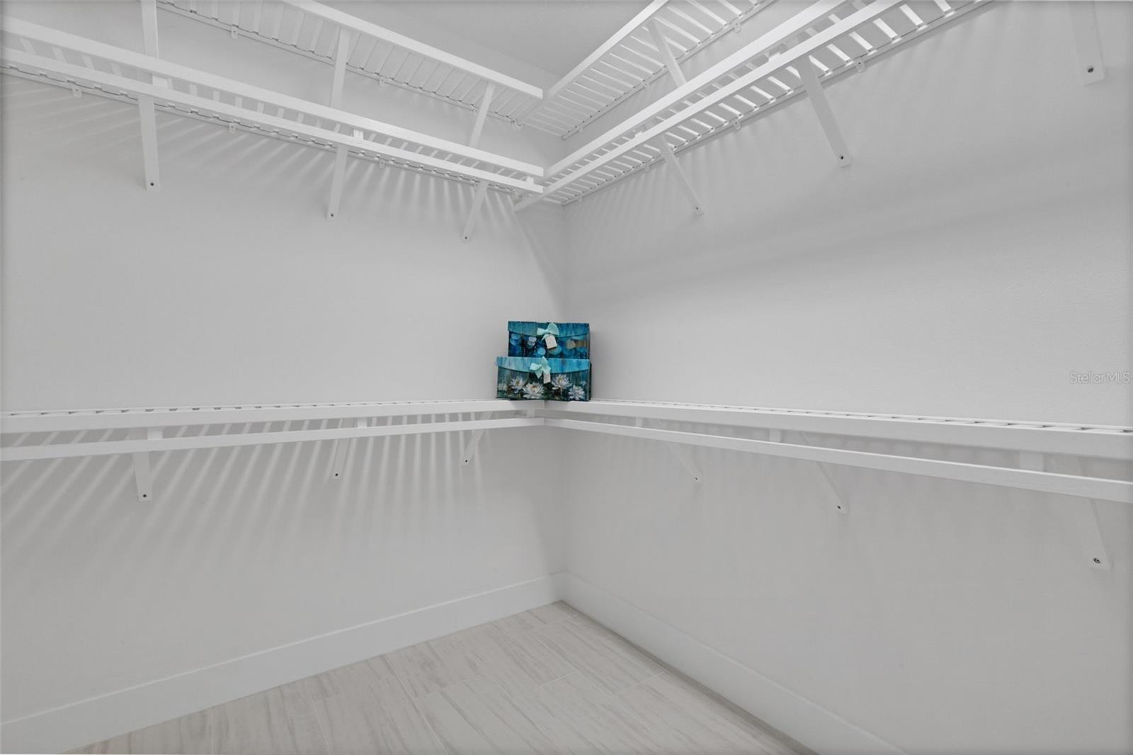 Image 23 of 71 For 1104 Waterline Court