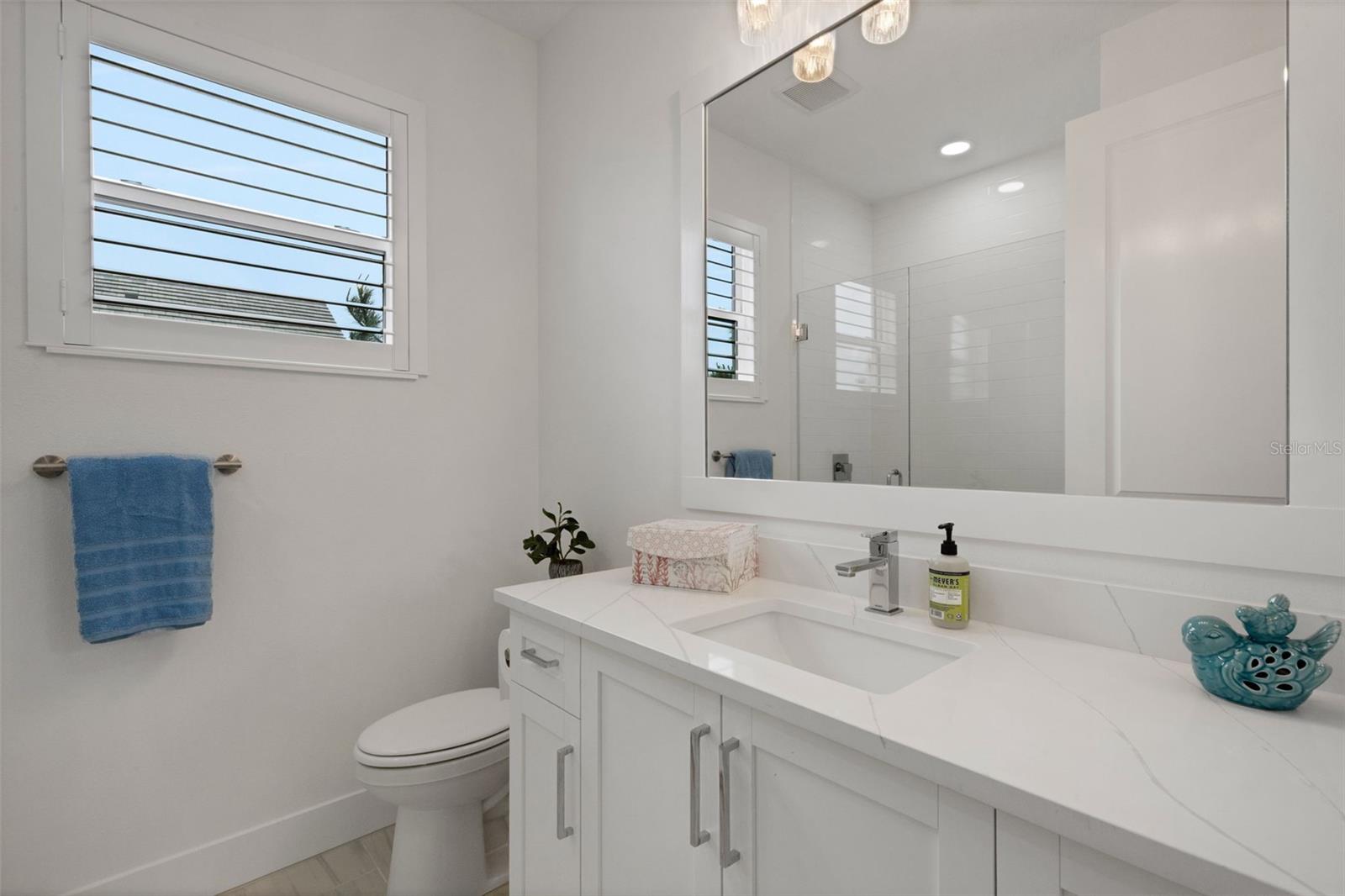 Image 32 of 71 For 1104 Waterline Court