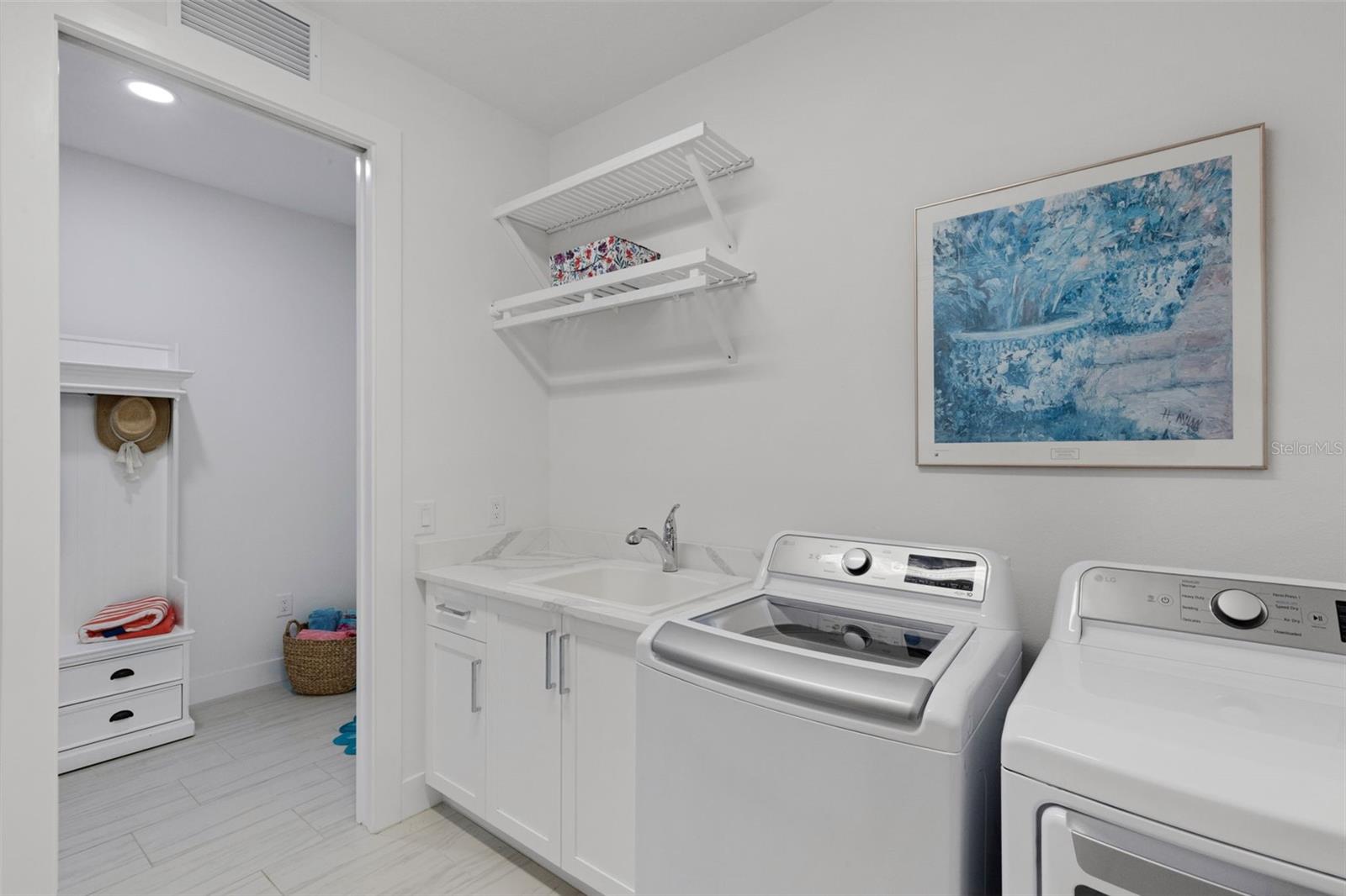 Image 35 of 71 For 1104 Waterline Court