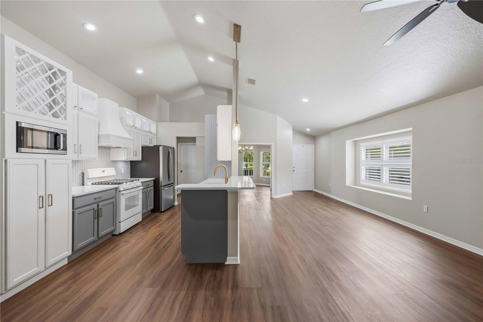 Image 10 of 58 For 6446 Barberry Court