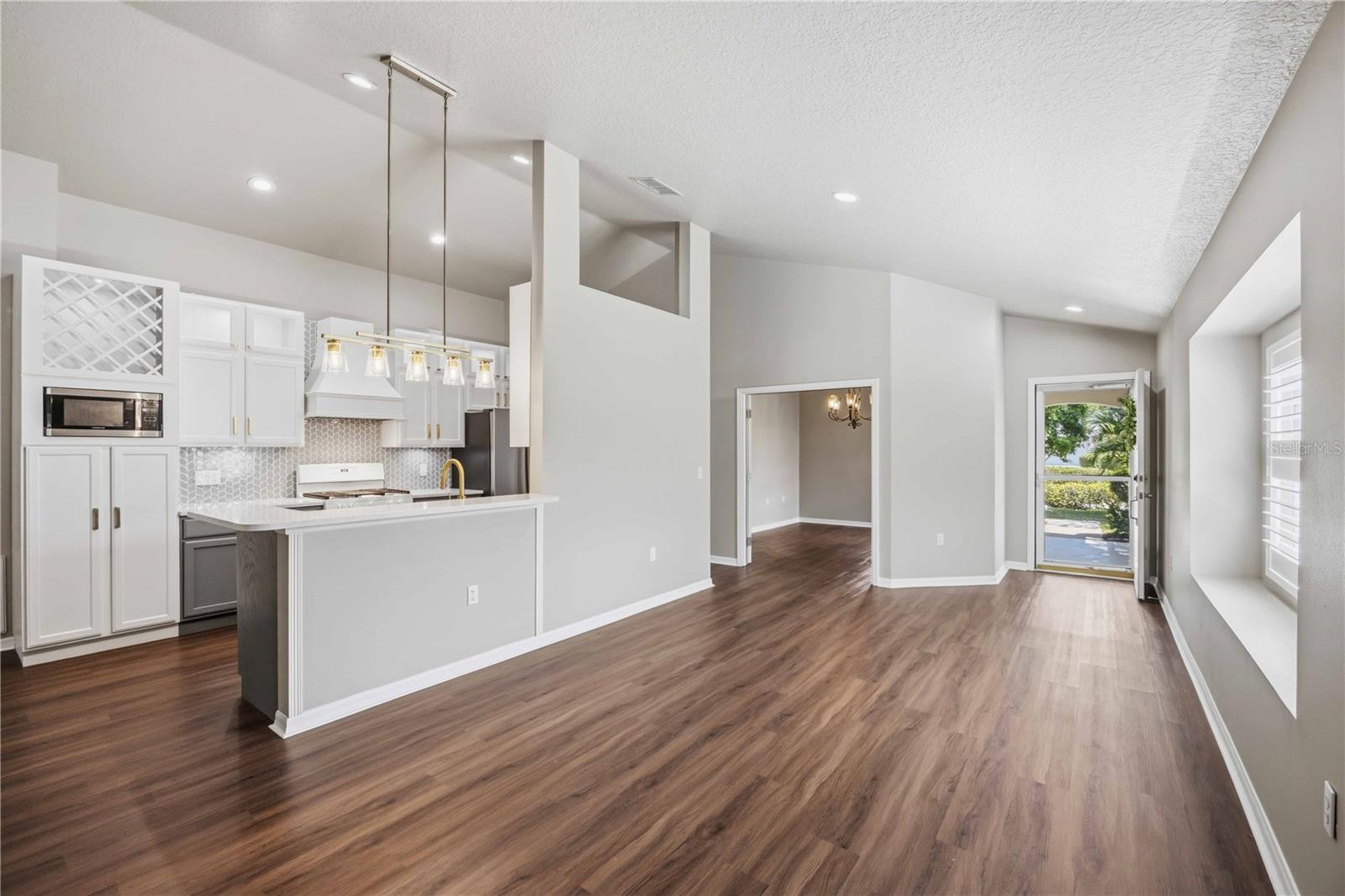 Image 11 of 58 For 6446 Barberry Court
