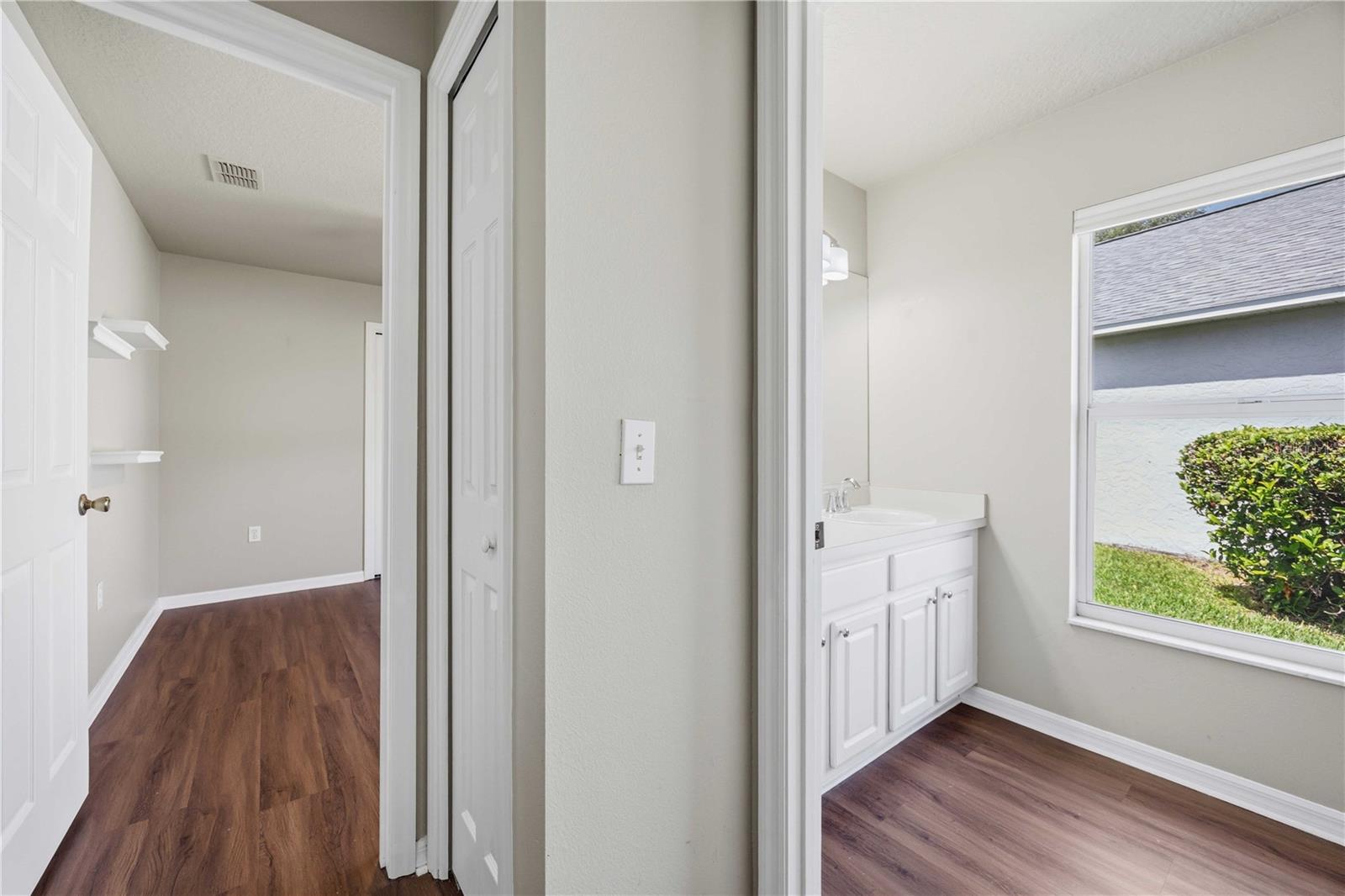 Image 22 of 58 For 6446 Barberry Court