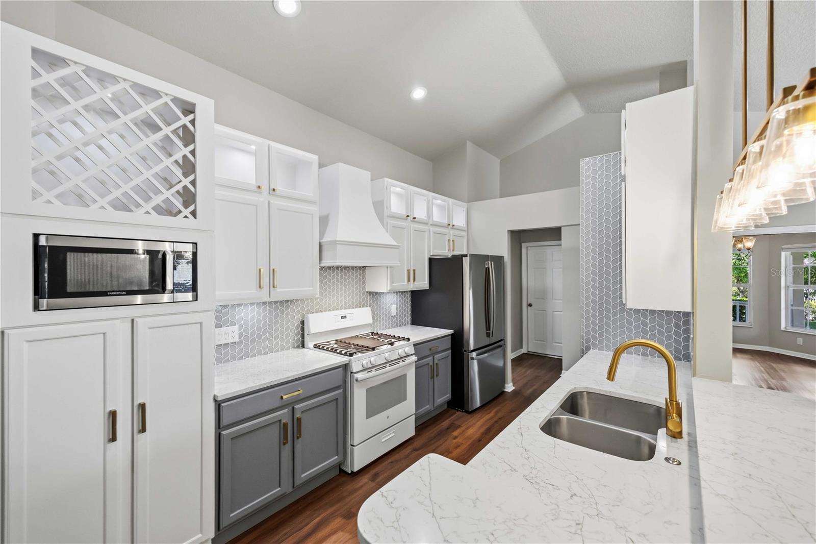 Image 9 of 58 For 6446 Barberry Court