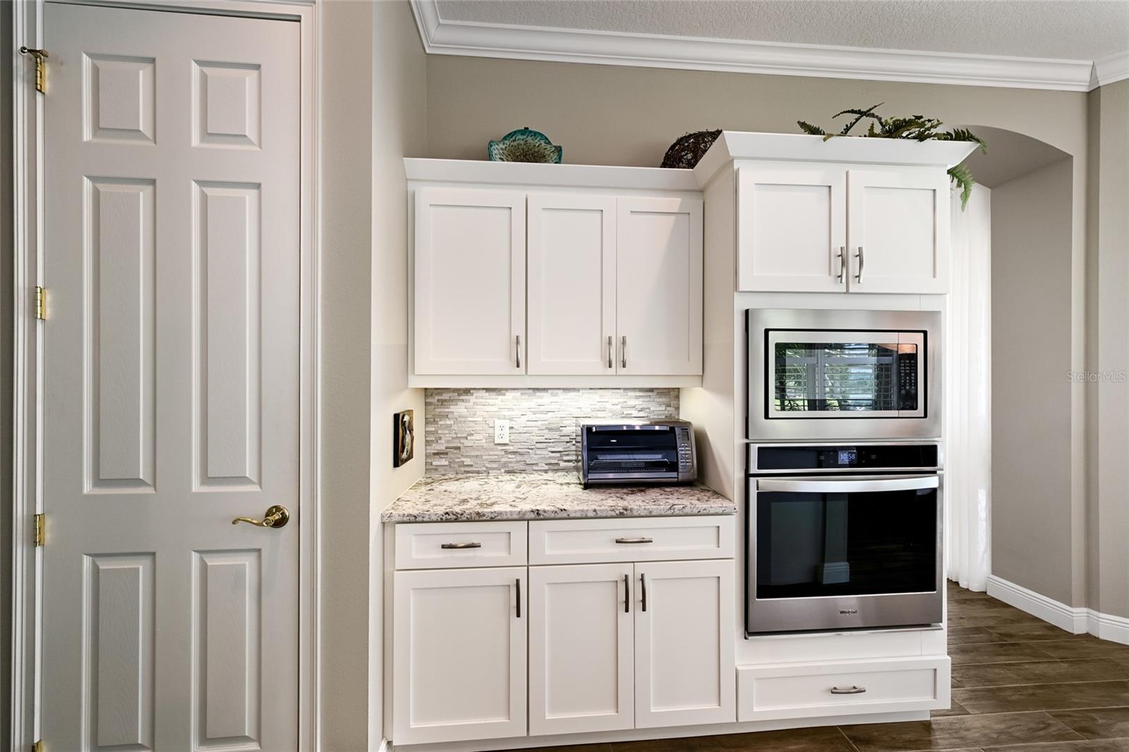 Image 8 of 64 For 6523 Moorings Point Circle 202