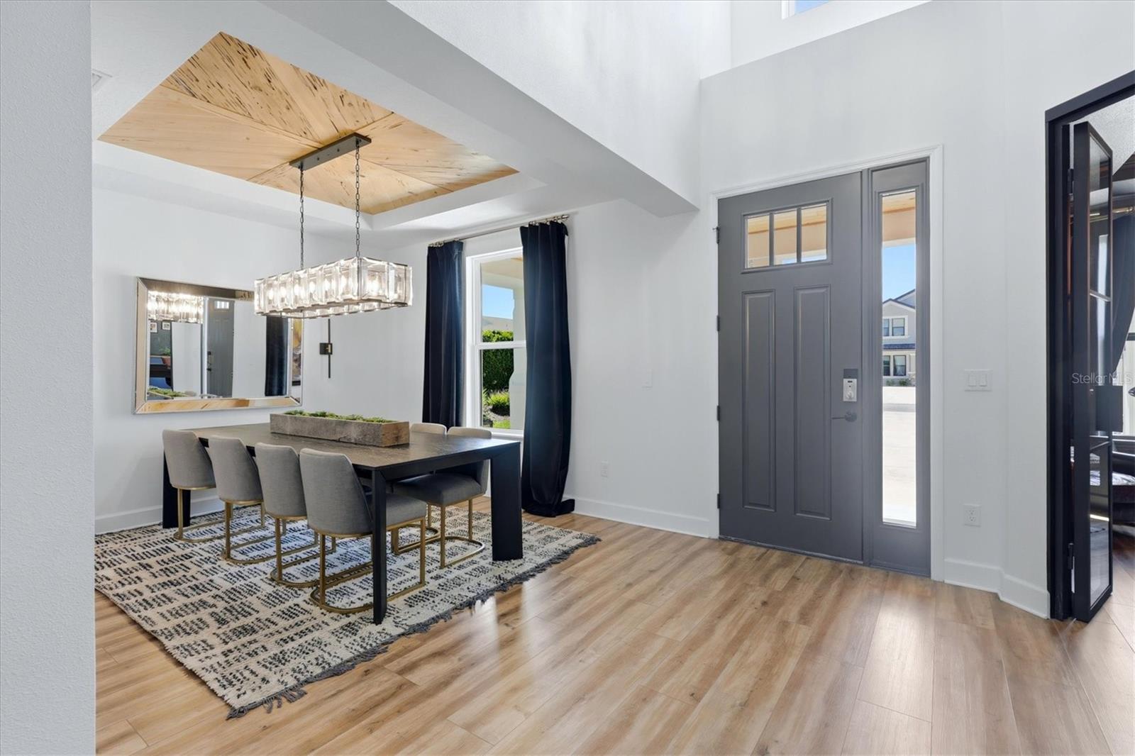 Image 10 of 95 For 8498 Snowfall Street