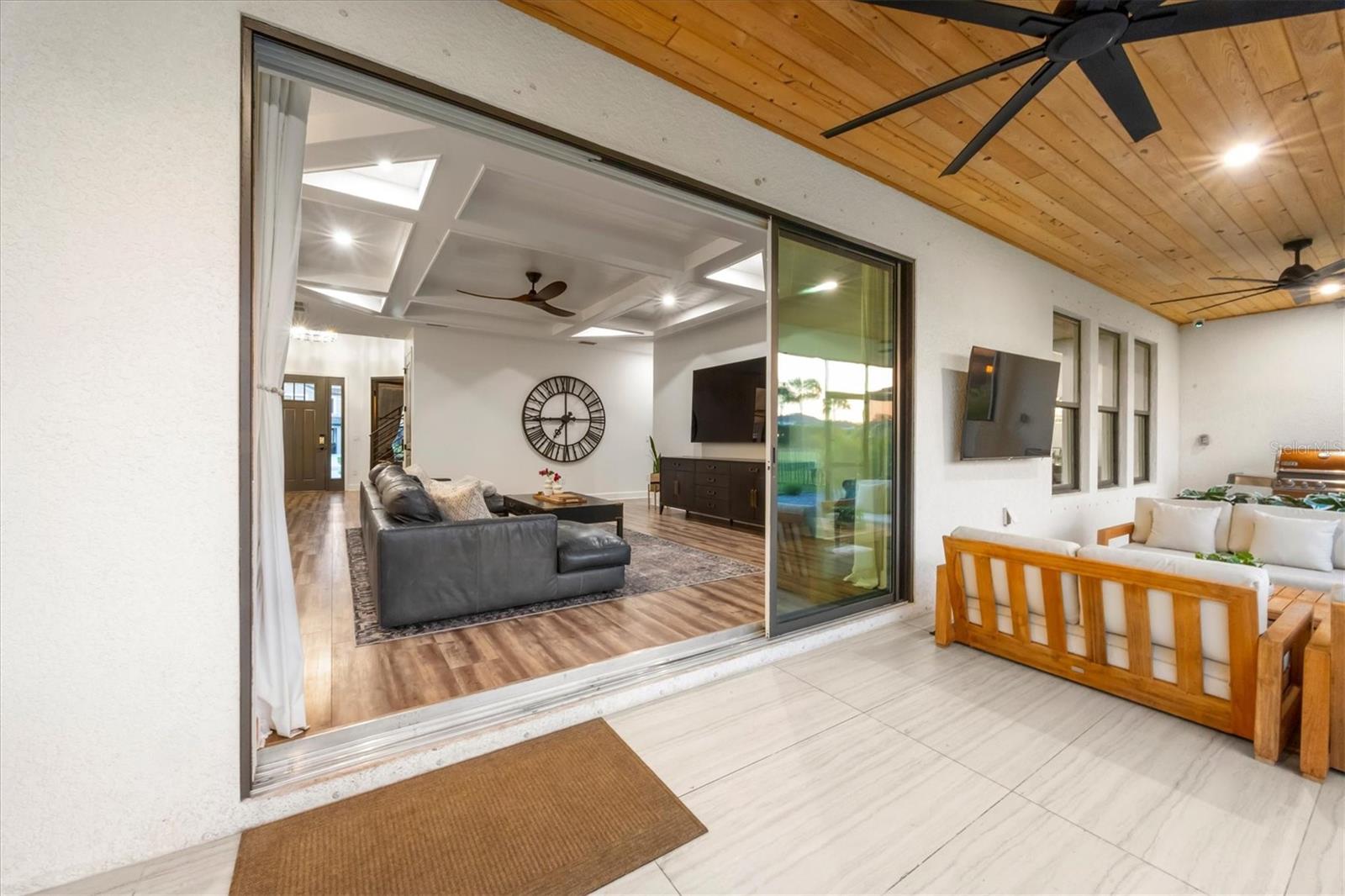 Image 32 of 95 For 8498 Snowfall Street