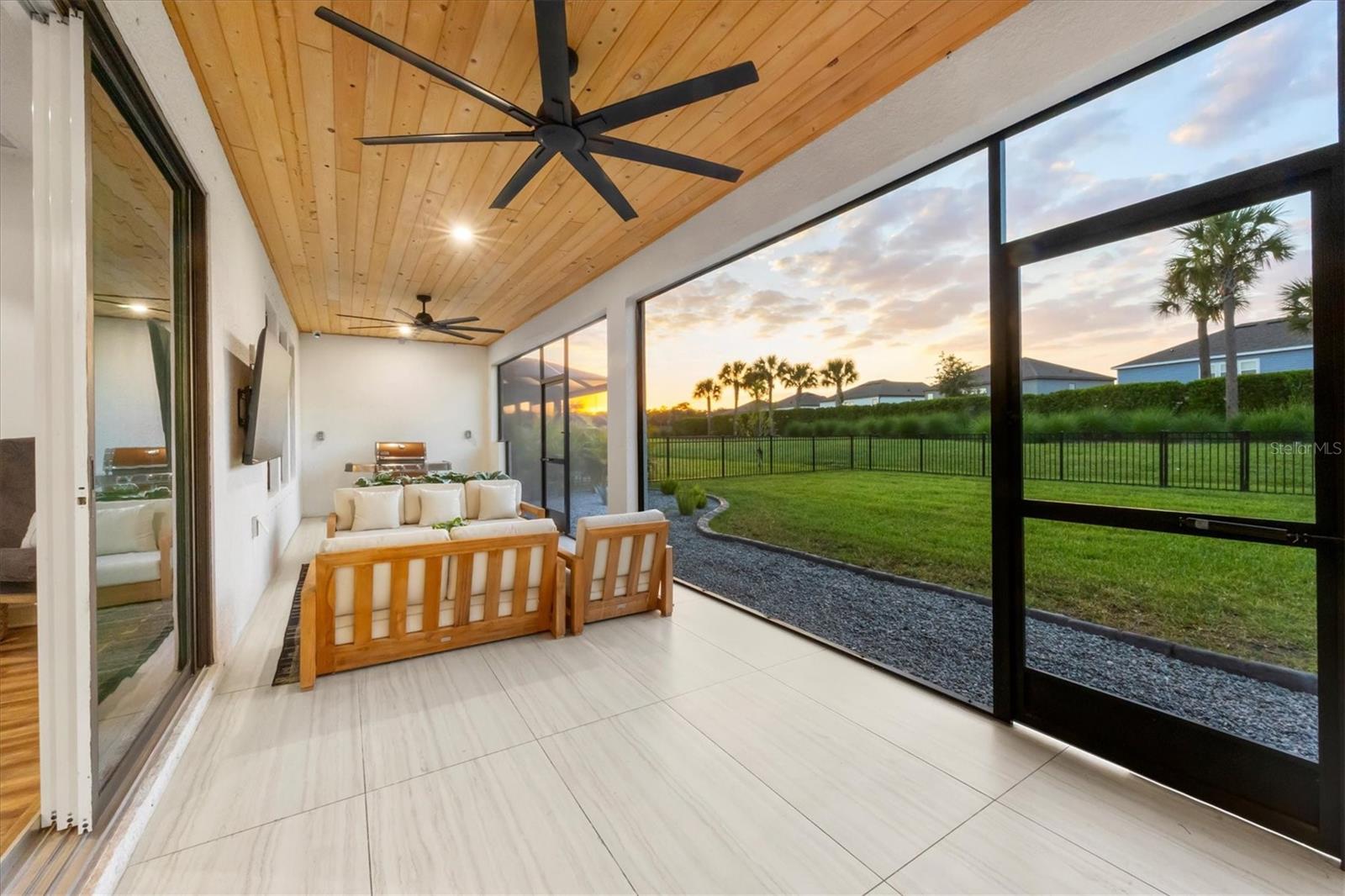 Image 33 of 95 For 8498 Snowfall Street