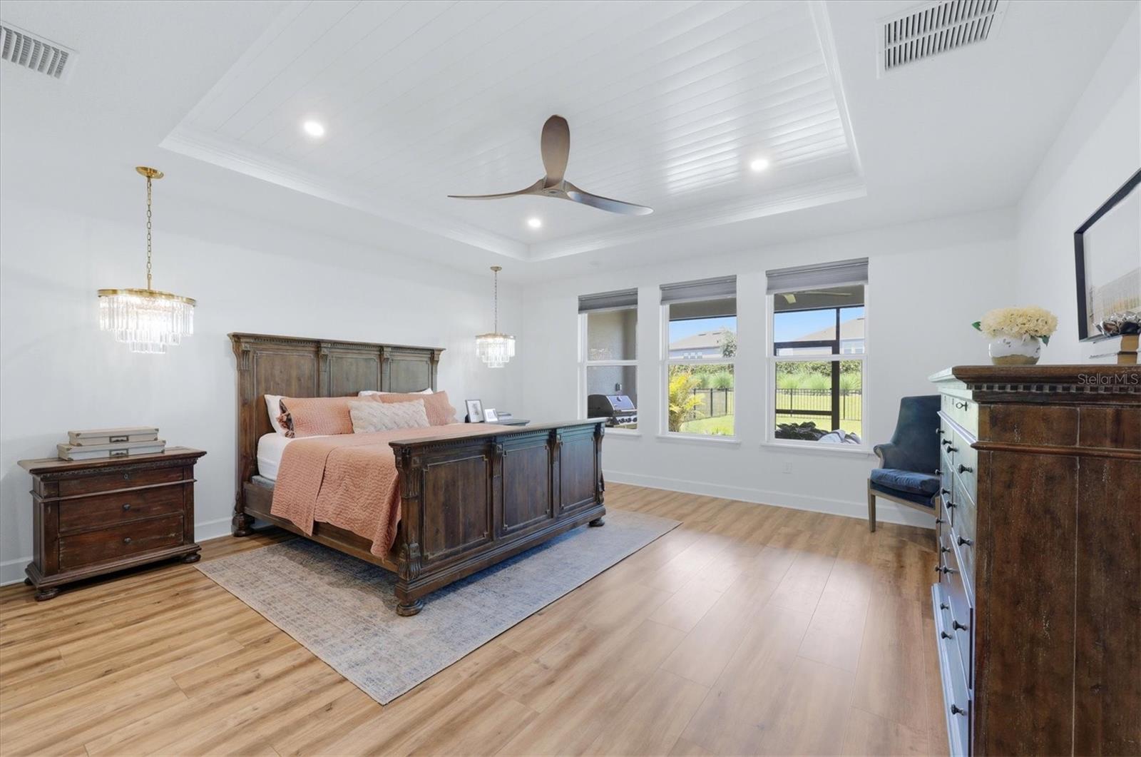 Image 35 of 95 For 8498 Snowfall Street