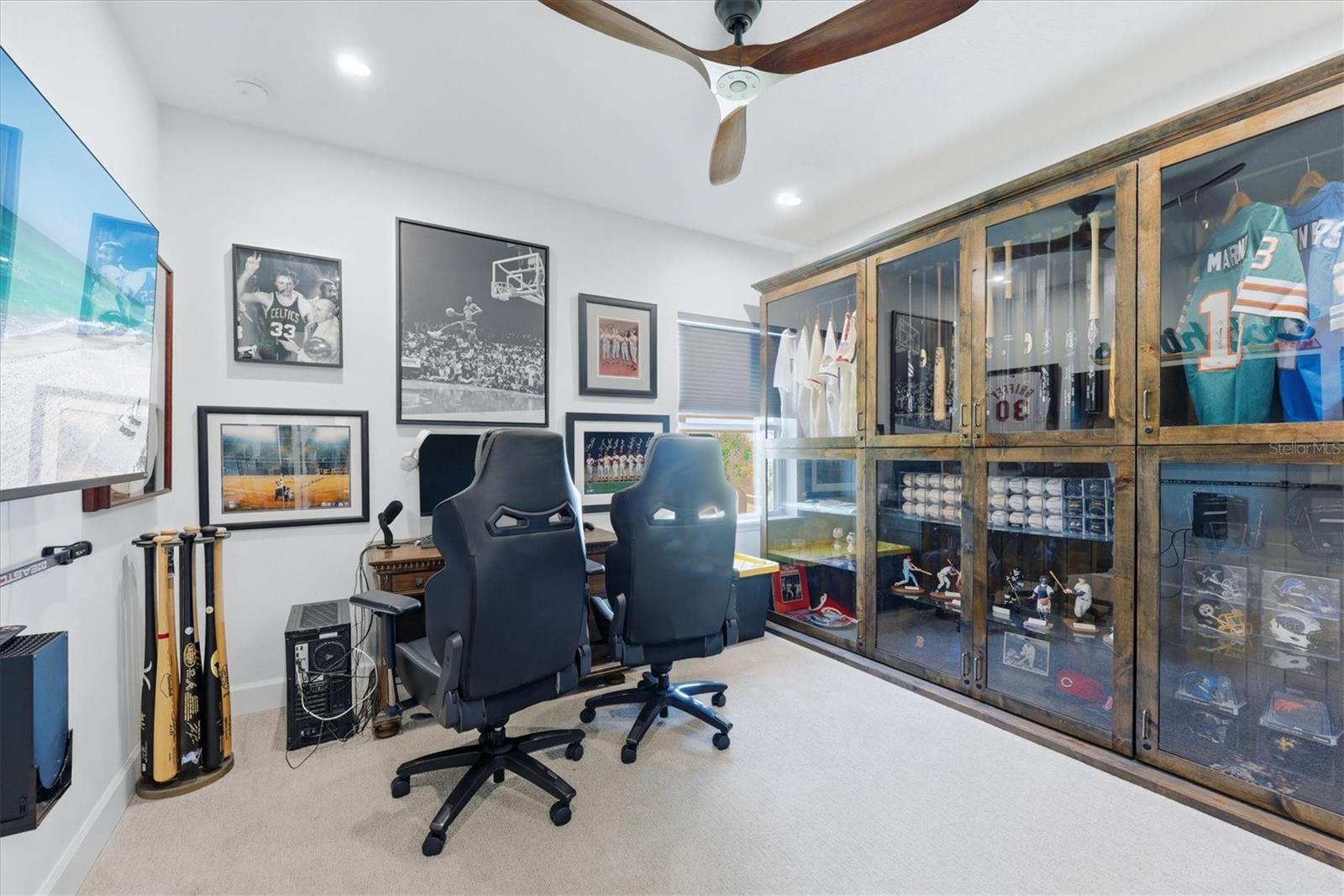 Image 49 of 95 For 8498 Snowfall Street