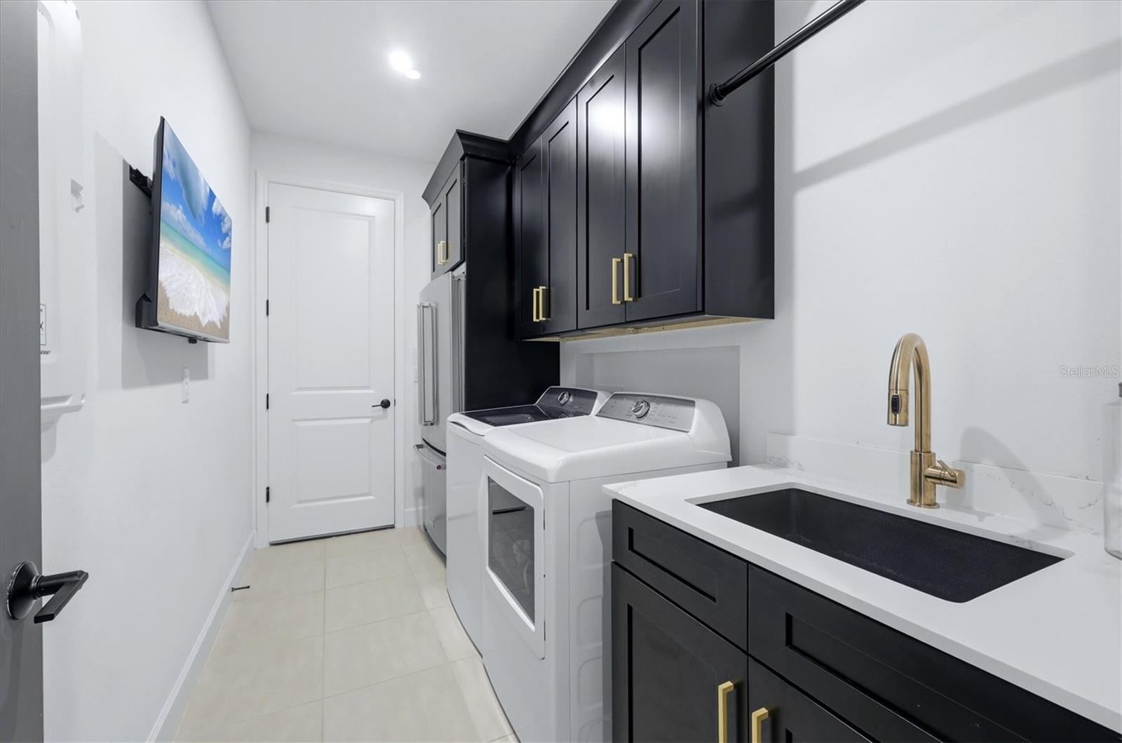 Image 55 of 95 For 8498 Snowfall Street