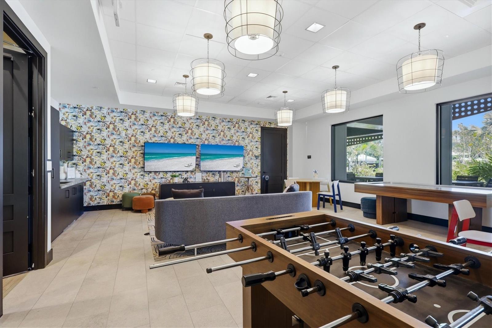 Image 72 of 95 For 8498 Snowfall Street