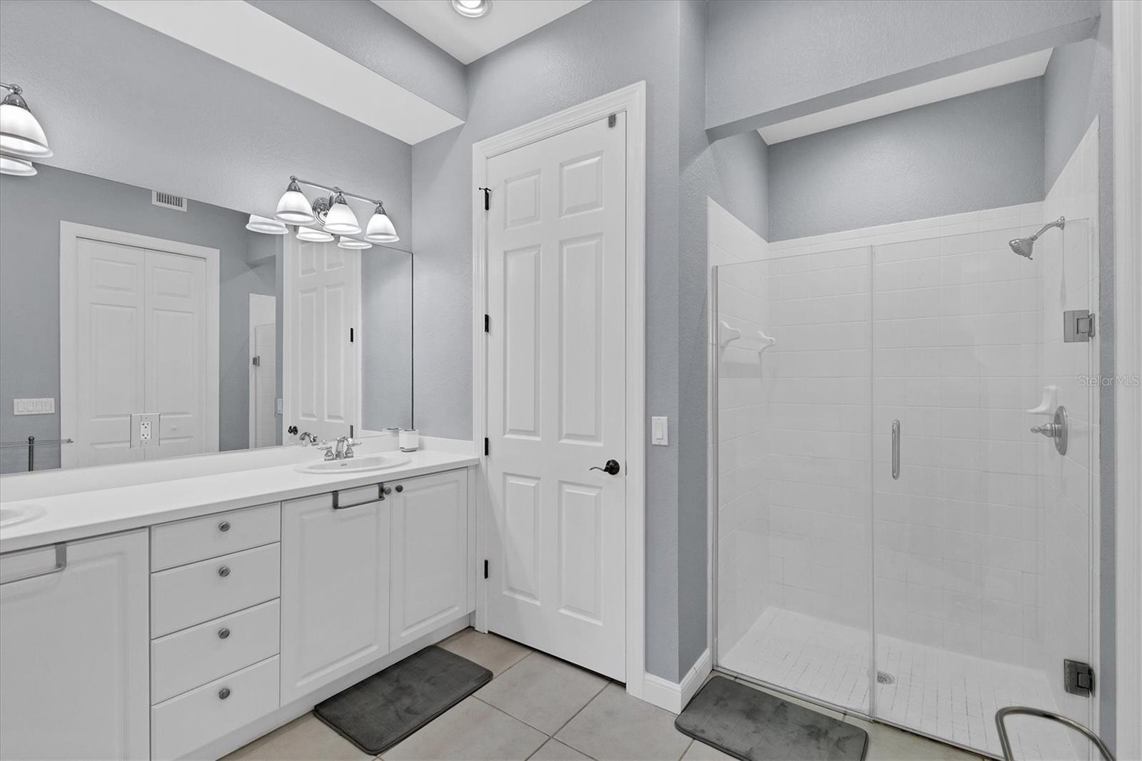 Image 18 of 26 For 5523 46th Court W