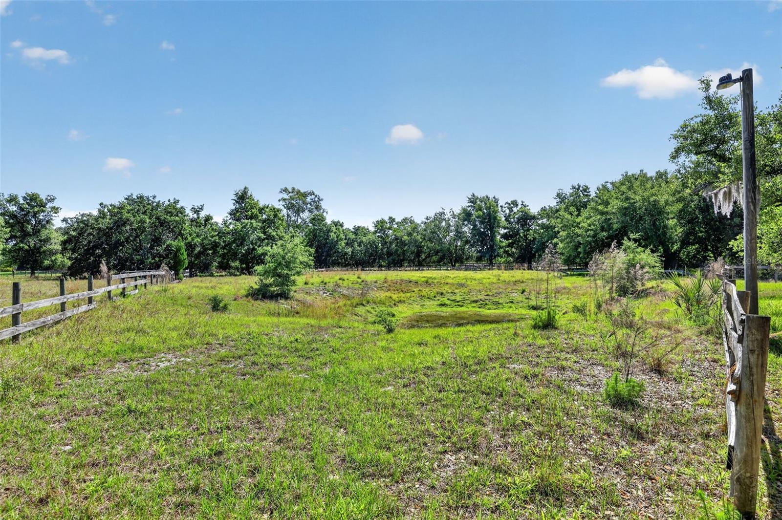 Image 43 of 61 For 5330 Myakka Valley Trail