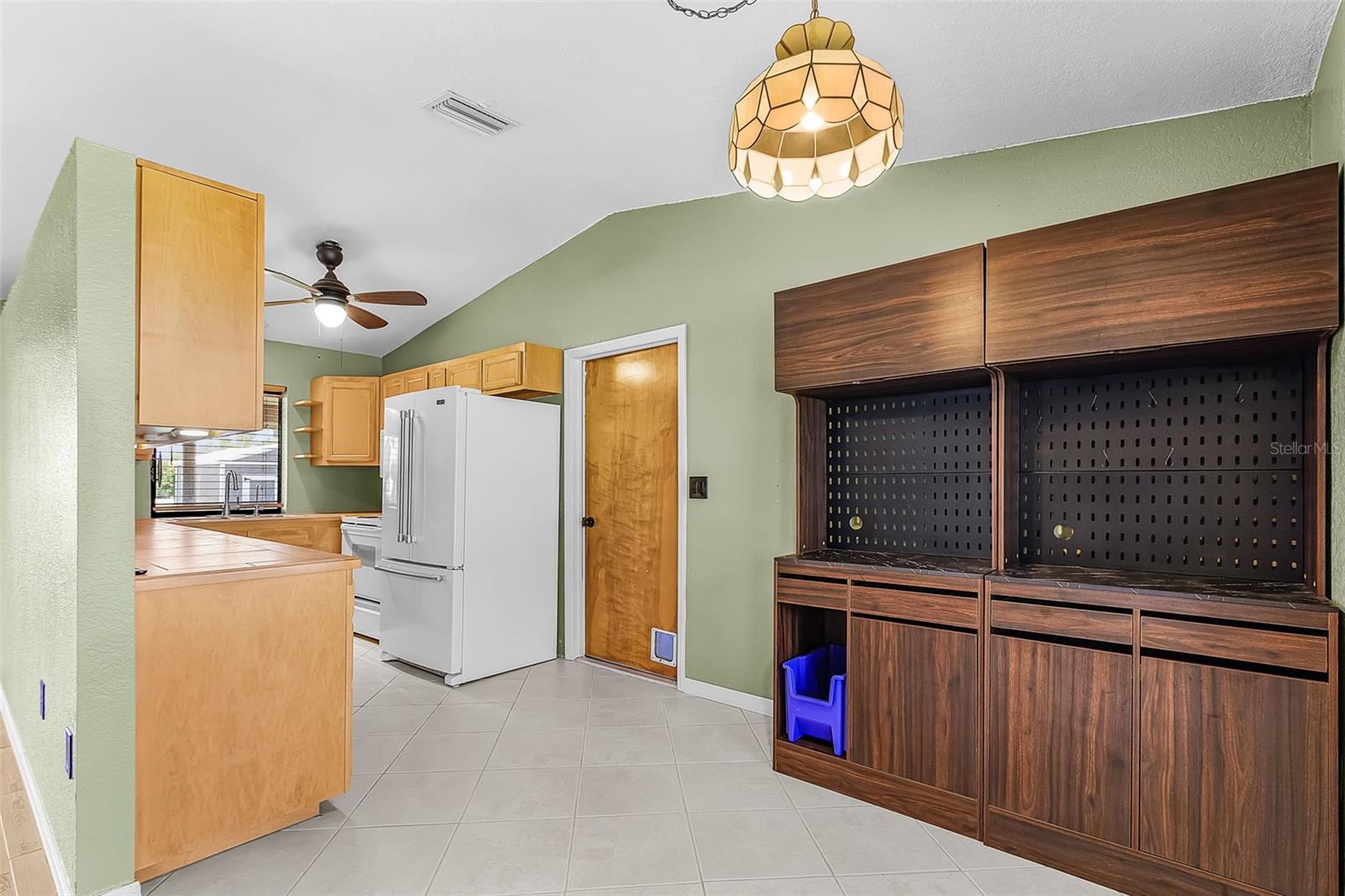 Image 12 of 26 For 30095 Holly Road