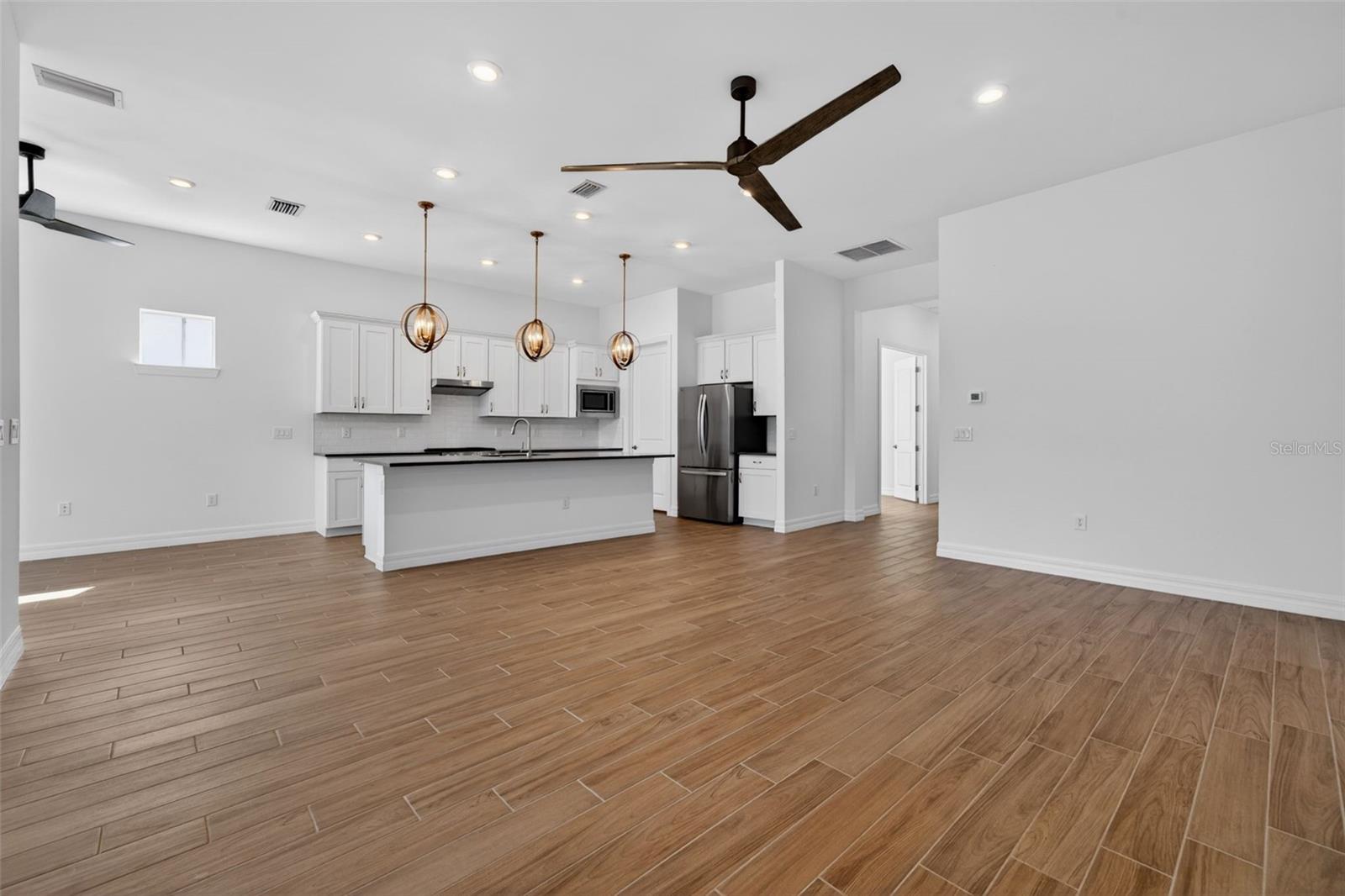 Image 29 of 100 For 25544 Emerald Bend Circle