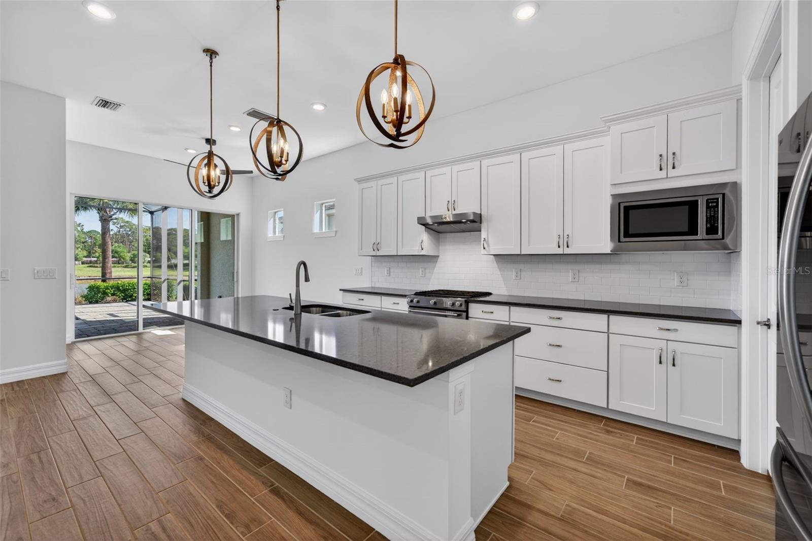 Image 39 of 100 For 25544 Emerald Bend Circle