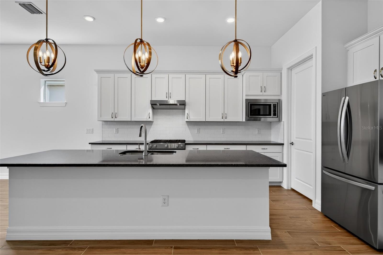 Image 40 of 100 For 25544 Emerald Bend Circle